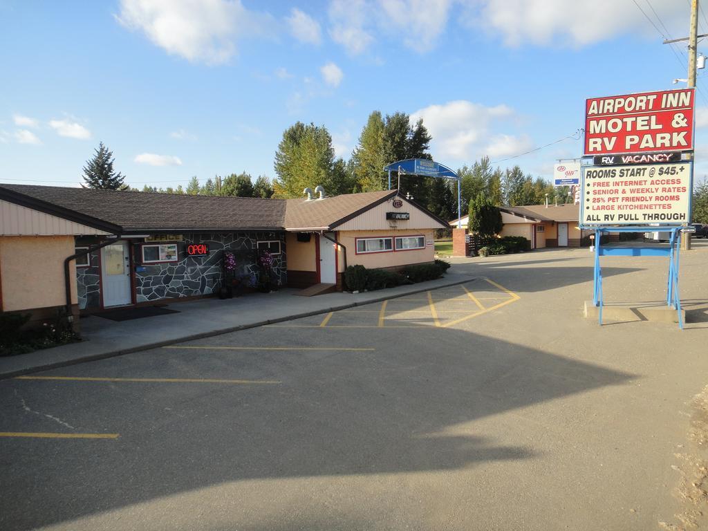 Airport Inn Quesnel Εξωτερικό φωτογραφία