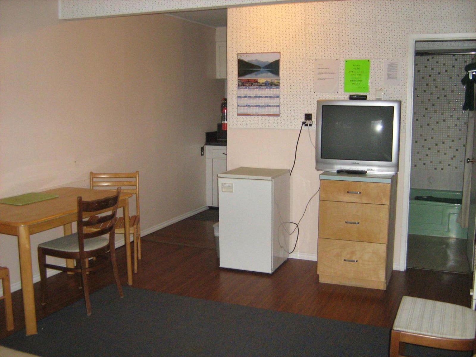 Airport Inn Quesnel Δωμάτιο φωτογραφία